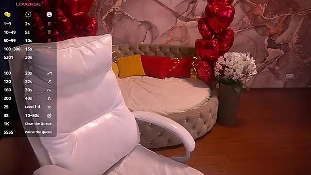 Snapshot of DreamyLinaa chatting on February 22, 2025, 7:12 am DreamyLinaa online show from February 22, 2025, 7:12 am