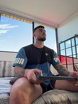 Snapshot of DimitriSullivan_ chatting on November 26, 2025, 6:31 pm DimitriSullivan online show from November 26, 2025, 6:31 pm