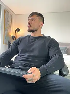 DimitriSullivan  online show from January 9, 2026, 1:25 pm