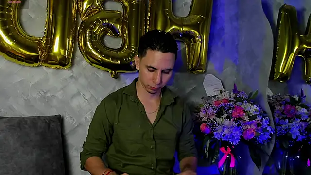 Snapshot of -Bruno-Bs chatting on October 10, 2025, 11:26 pm -Bruno-Bs online show from October 10, 2025, 11:26 pm