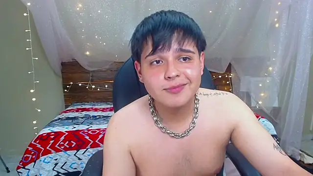 AndrewPherson online show from February 8, 2025, 6:33 pm