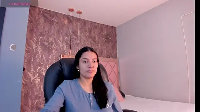 Snapshot of SKYLERWHIITEE chatting on January 16, 2025, 4:07 am SKYLERWHIITEE online show from January 16, 2025, 4:07 am