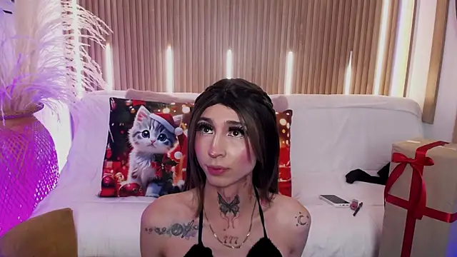 Aniie Doll online show from December 18, 2025, 8:15 pm