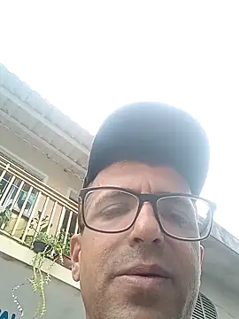 Snapshot of jtf4055 chatting on December 18, 2025, 5:30 pm jtf4055 online show from December 18, 2025, 5:30 pm