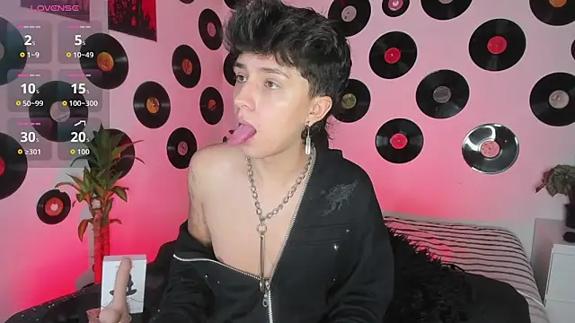 juandaaap online show from February 1, 2026, 4:38 pm