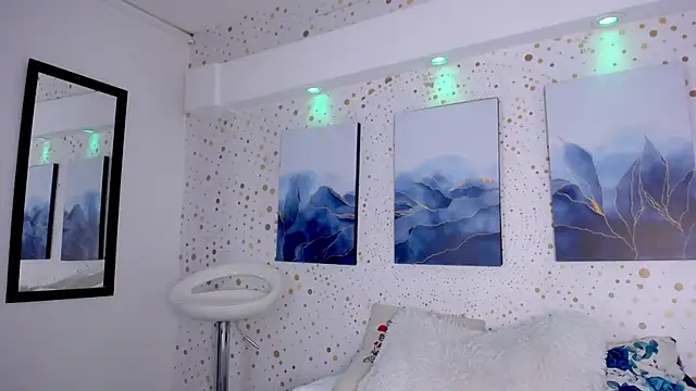 Snapshot of Noah_Xitruxx chatting on November 11, 2025, 12:49 pm Noah Xitruxx online show from November 11, 2025, 12:49 pm