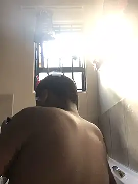 Snapshot of seductivescamp chatting on December 8, 2024, 2:41 pm seductivescamp online show from December 8, 2024, 2:41 pm