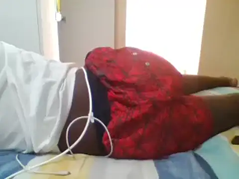 Snapshot of seductivescamp chatting on January 26, 2025, 1:36 pm seductivescamp online show from January 26, 2025, 1:36 pm