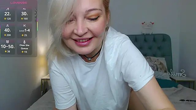 Milena candyy online show from December 3, 2025, 7:49 am