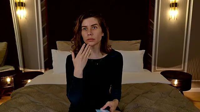 VikkiStorm online show from March 21, 2025, 6:16 am