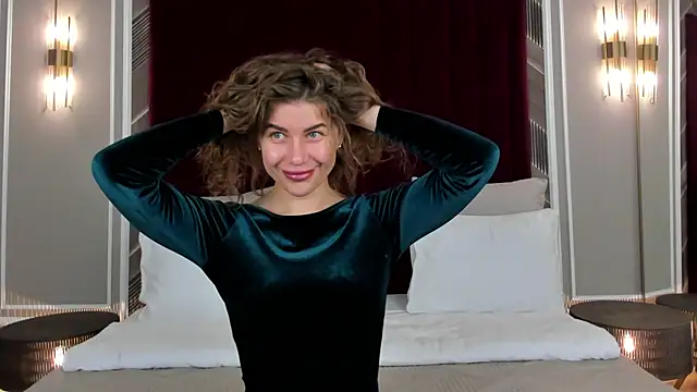 VikkiStorm online show from November 29, 2025, 3:09 am