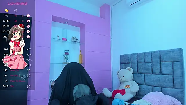 jisoo   online show from October 19, 2025, 2:07 pm