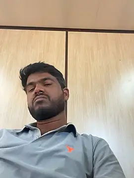 Snapshot of krishking1117 chatting on February 22, 2025, 5:55 am krishking1117 online show from February 22, 2025, 5:55 am