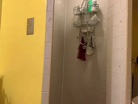 BigKittyRaven online show from February 8, 2025, 8:32 pm