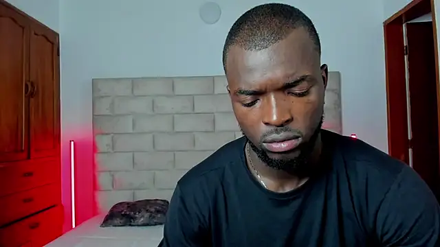 Snapshot of Dylan_Taylor chatting on January 9, 2026, 12:52 pm Dylan Taylor online show from January 9, 2026, 12:52 pm