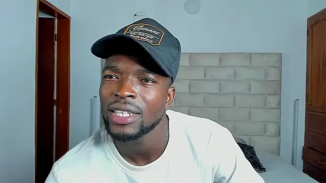 Snapshot of Dylan_Taylor chatting on January 14, 2026, 12:55 pm Dylan Taylor online show from January 14, 2026, 12:55 pm