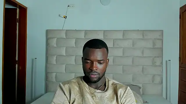 Snapshot of Dylan_Taylor chatting on February 16, 2026, 3:46 am Dylan Taylor online show from February 16, 2026, 3:46 am