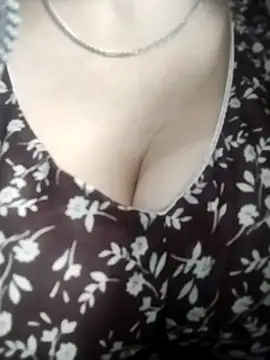 Snapshot of Lorrain_Dorrie chatting on March 3, 2025, 12:37 pm Lorrain Dorrie online show from March 3, 2025, 12:37 pm