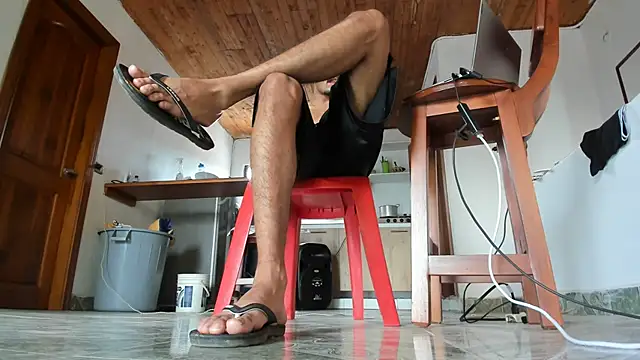 Snapshot of latin_bbc chatting on February 6, 2026, 3:37 pm latin bbc online show from February 6, 2026, 3:37 pm