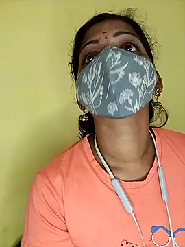 Tamil Shalini Lustyy online show from February 1, 2025, 8:29 am