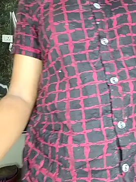 Tamil Shalini Lustyy online show from November 14, 2025, 11:46 pm