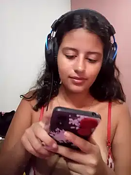 Snapshot of Babydol18_ chatting on January 27, 2025, 1:59 am Babydol18 online show from January 27, 2025, 1:59 am