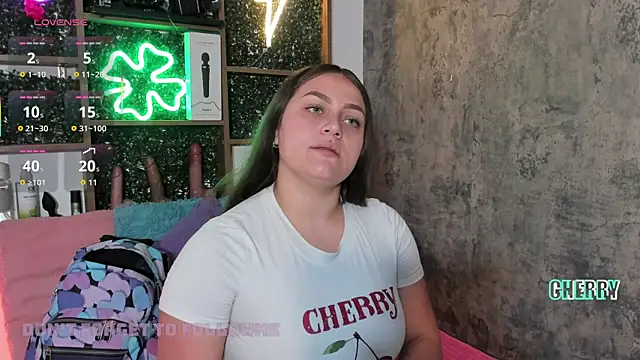 cherry coper online show from November 6, 2025, 1:01 pm