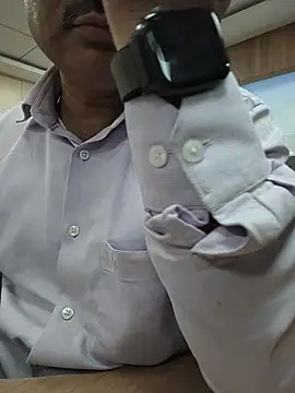 samee00721 online show from April 13, 2026, 10:54 am