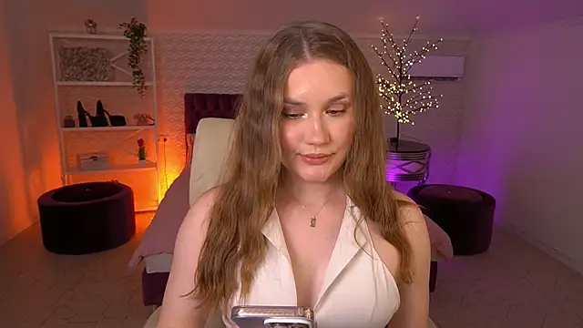 FoxyyKate online show from May 22, 2026, 10:15 pm