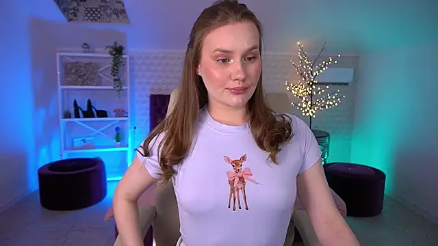 FoxyyKate online show from May 26, 2026, 9:44 pm