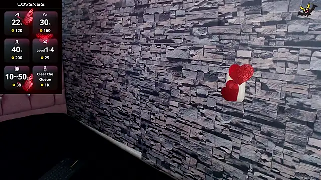 sofi bronw online show from October 30, 2025, 2:07 pm