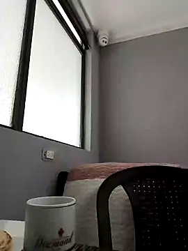 Snapshot of ElizabethWeil chatting on January 28, 2025, 12:00 pm ElizabethWeil online show from January 28, 2025, 12:00 pm
