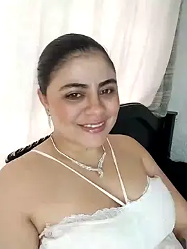 Snapshot of ElizabethWeil chatting on March 6, 2025, 2:40 pm ElizabethWeil online show from March 6, 2025, 2:40 pm