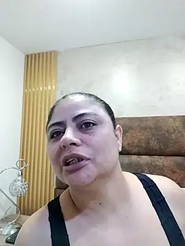 Snapshot of ElizabethWeil chatting on March 10, 2025, 11:53 am ElizabethWeil online show from March 10, 2025, 11:53 am