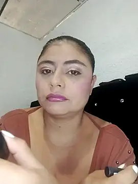 Snapshot of ElizabethWeil chatting on September 15, 2025, 2:28 pm ElizabethWeil online show from September 15, 2025, 2:28 pm