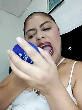 ElizabethWeil online show from February 12, 2026, 6:14 pm