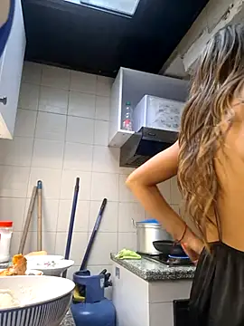 Snapshot of salome_drasin chatting on October 19, 2025, 4:18 pm salome drasin online show from October 19, 2025, 4:18 pm