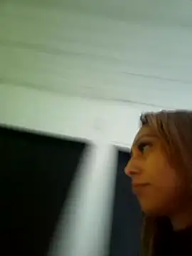 Snapshot of salome_drasin chatting on November 8, 2025, 3:12 pm salome drasin online show from November 8, 2025, 3:12 pm