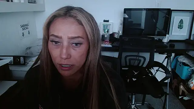 Snapshot of salome_drasin chatting on February 24, 2026, 2:48 pm salome drasin online show from February 24, 2026, 2:48 pm