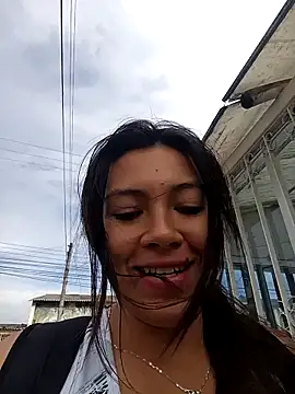 Snapshot of LIZ-06_ chatting on February 8, 2025, 1:01 pm LIZ-06 online show from February 8, 2025, 1:01 pm