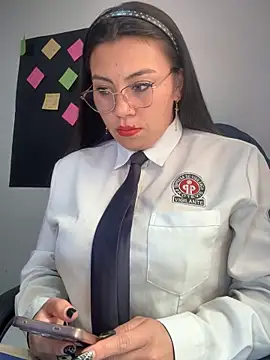 LIZ-06  online show from October 24, 2025, 5:09 pm