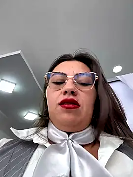 Snapshot of LIZ-06_ chatting on December 22, 2025, 4:48 pm LIZ-06 online show from December 22, 2025, 4:48 pm