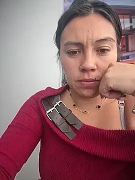 Snapshot of LIZ-06_ chatting on February 13, 2026, 1:07 pm LIZ-06 online show from February 13, 2026, 1:07 pm