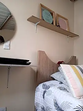 sofiaVelez01 online show from March 3, 2025, 7:17 pm