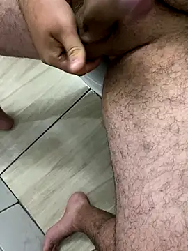 FabioF698 online show from November 13, 2025, 2:32 am