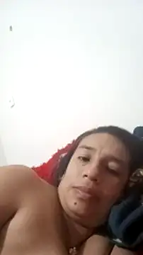 Snapshot of yaz_guzman chatting on December 18, 2024, 4:31 am yaz guzman online show from December 18, 2024, 4:31 am