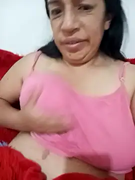 Snapshot of yaz_guzman chatting on December 23, 2024, 11:25 am yaz guzman online show from December 23, 2024, 11:25 am