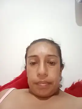 Snapshot of yaz_guzman chatting on December 28, 2024, 10:55 pm yaz guzman online show from December 28, 2024, 10:55 pm