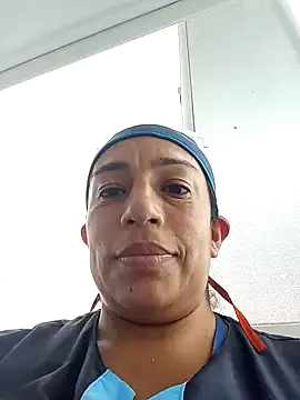 Snapshot of yaz_guzman chatting on December 30, 2024, 2:51 pm yaz guzman online show from December 30, 2024, 2:51 pm