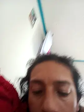Snapshot of yaz_guzman chatting on January 12, 2025, 9:29 pm yaz guzman online show from January 12, 2025, 9:29 pm